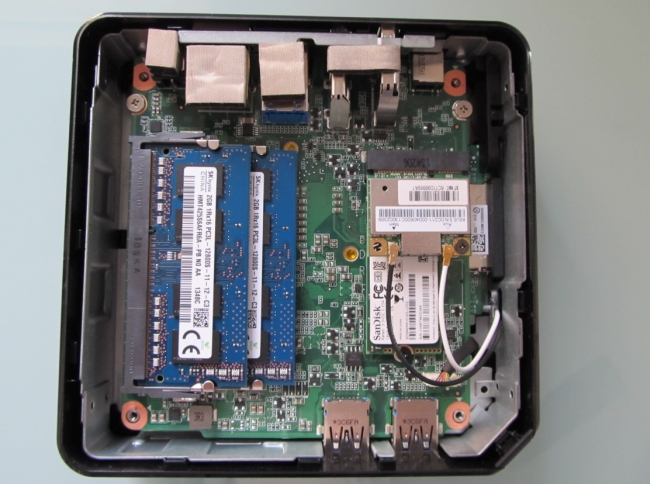 Inside the Asus ChromeBox